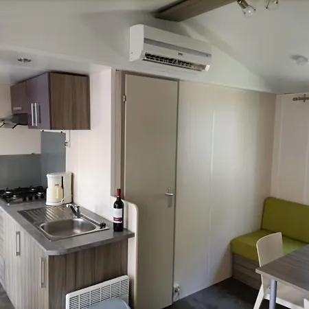 Luxe 6 Persoons Lei Suves Cote D'azur Roquebrune-sur Argens مكان تخييم *