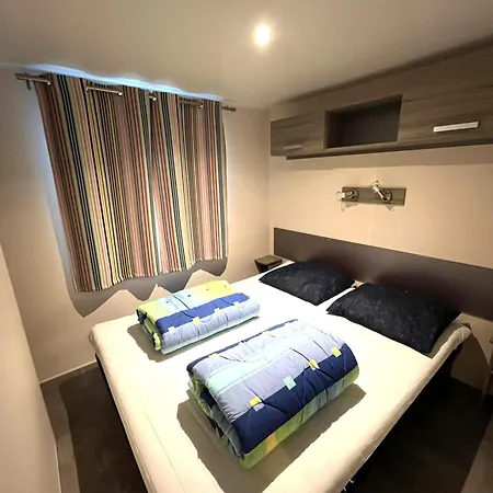 Luxe 6 Persoons Lei Suves Cote D'azur Roquebrune-sur Argens مكان تخييم روكبرون-سور-أرجينس